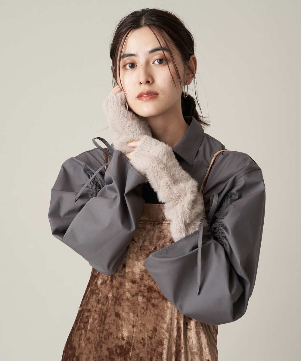 KSTAV21024 a.v.v(アー・ヴェ・ヴェ) シャギーアームカバー ベージュ