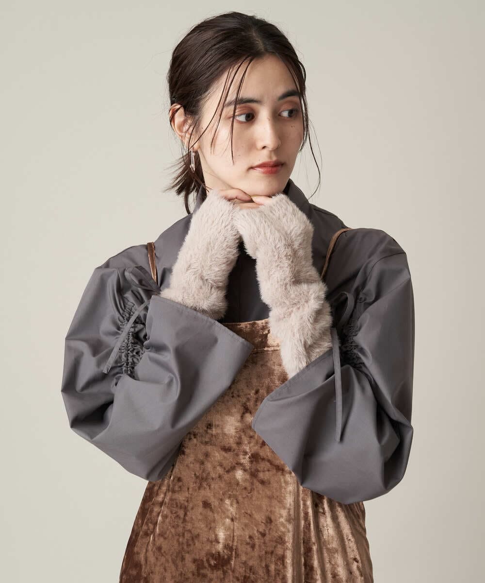 KSTAV21024 a.v.v(アー・ヴェ・ヴェ) シャギーアームカバー ベージュ