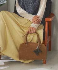 KSYAD01019 a.v.v(アー・ヴェ・ヴェ) ロゴチャーム パープル