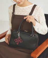 KSYAD01019 a.v.v(アー・ヴェ・ヴェ) ロゴチャーム パープル