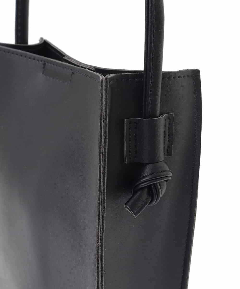 KT5AA75029 a.v.v MEN(アー・ヴェ・ヴェ) ショルダーバッグ【ドコデモBAGシリーズ】 ブラック