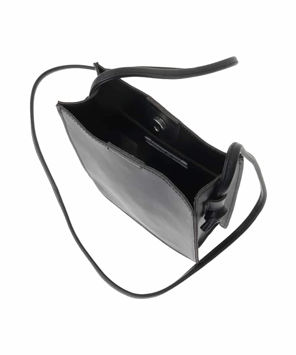 KT5AA75029 a.v.v MEN(アー・ヴェ・ヴェ) ショルダーバッグ【ドコデモBAGシリーズ】 ブラック