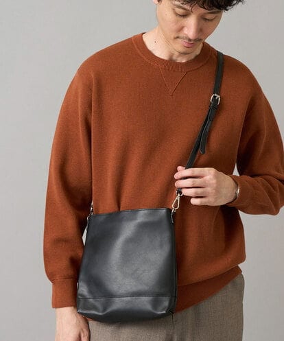 KT5AD74029 a.v.v MEN ショルダーバッグ【ドコデモBAGシリーズ】