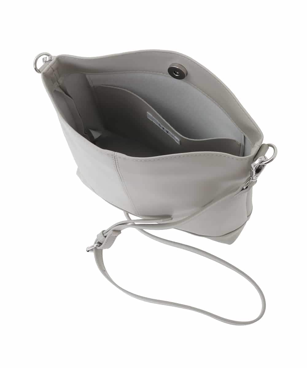 KT5AD74029 a.v.v MEN(アー・ヴェ・ヴェ) ショルダーバッグ【ドコデモBAGシリーズ】 ライトグレー