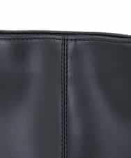 KT5AG74036 a.v.v MEN(アー・ヴェ・ヴェ) 【人気の定番】フェイクレザーショルダーバッグ ブラック