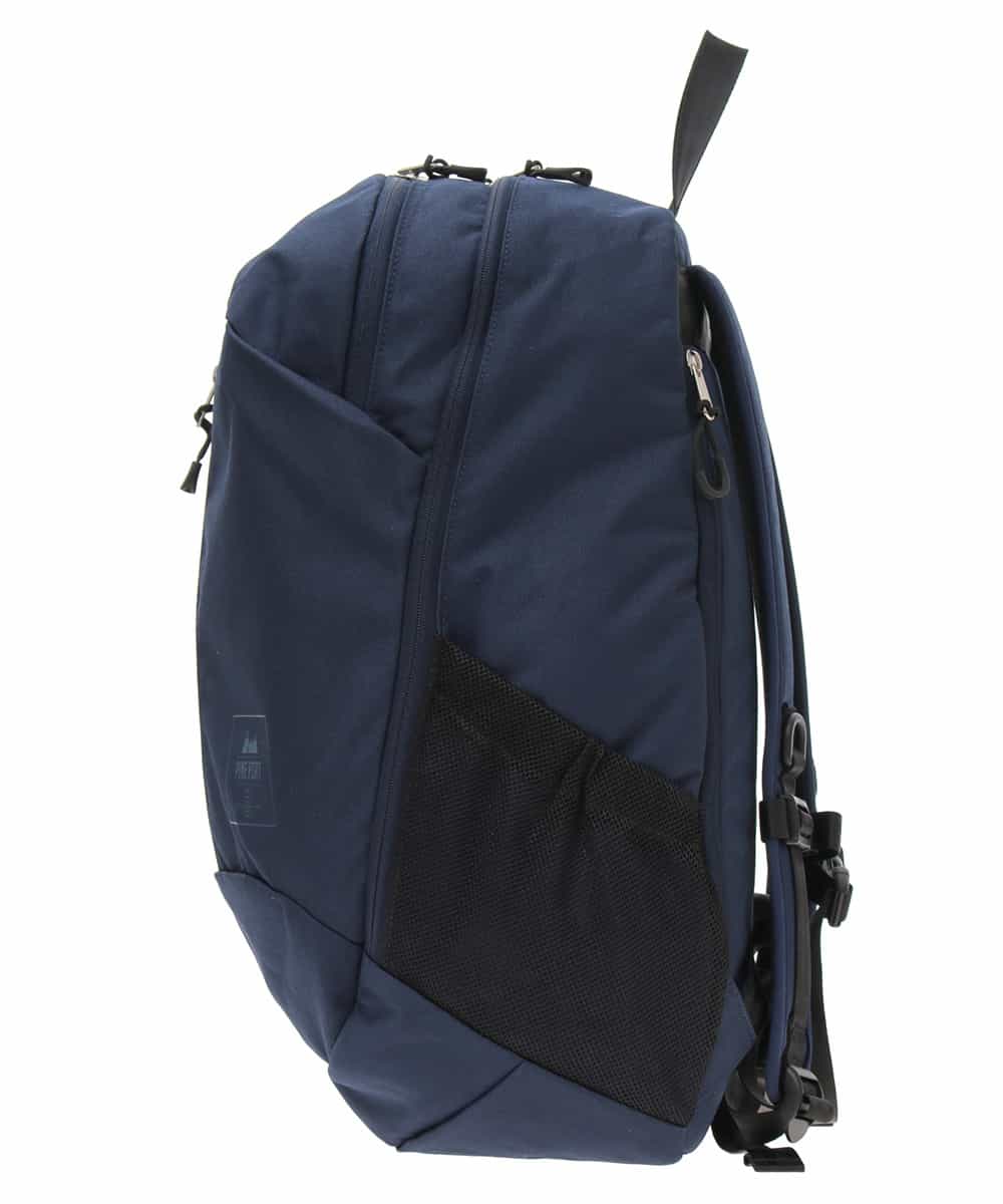 KT5AJ81079 a.v.v MEN(アー・ヴェ・ヴェ) PINE FORT バックパック ネイビー