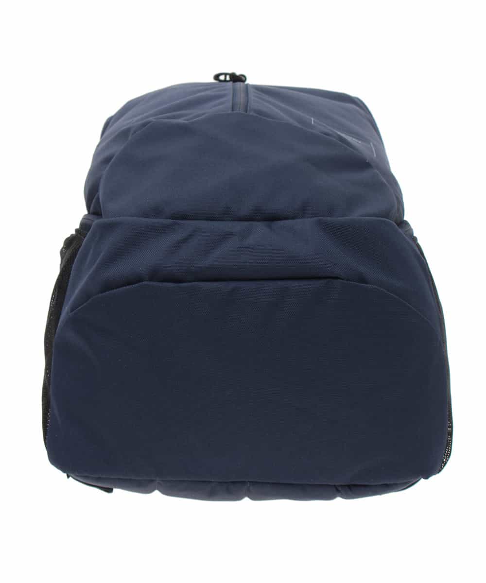 KT5AJ81079 a.v.v MEN(アー・ヴェ・ヴェ) PINE FORT バックパック ネイビー