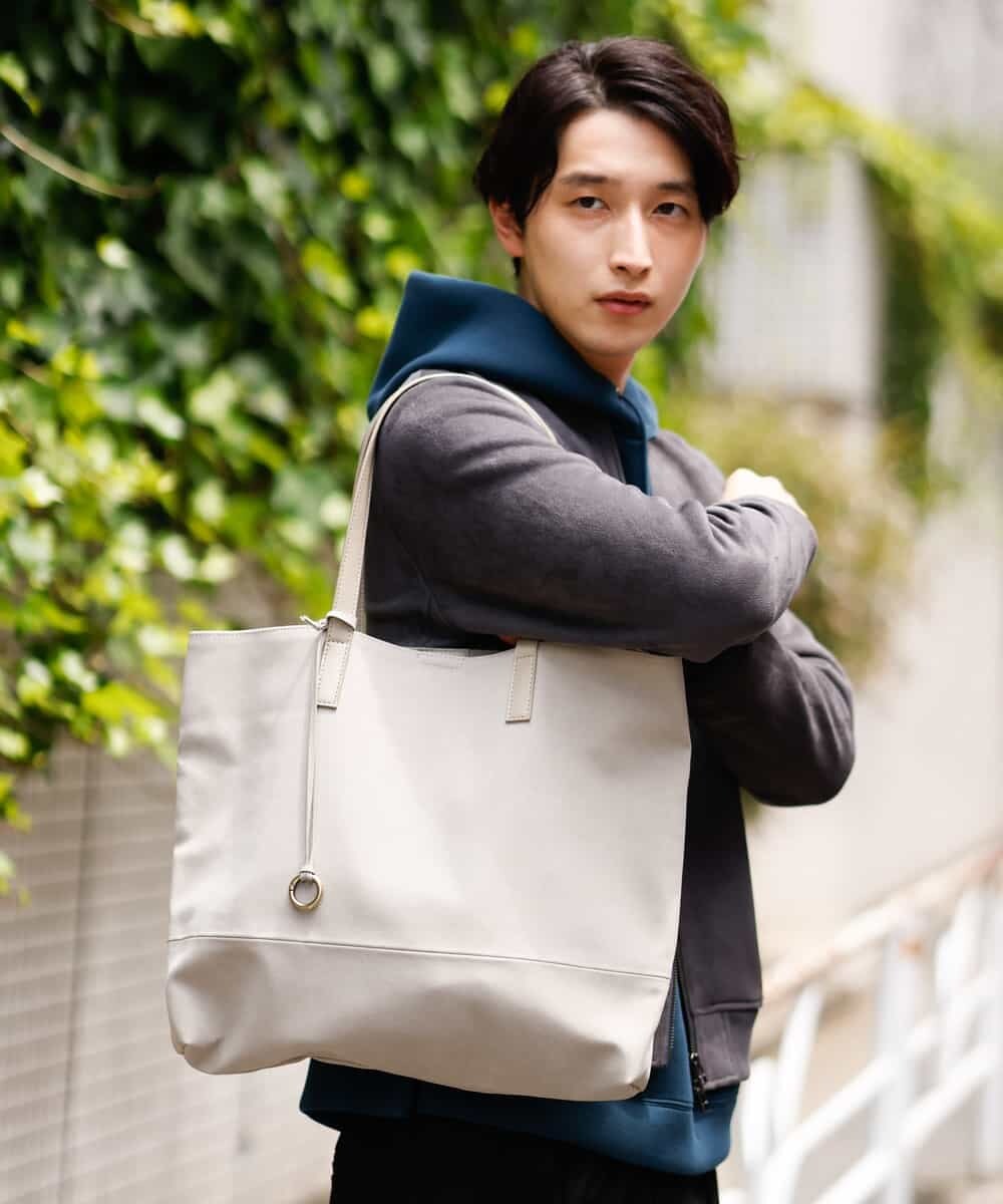 KT5AP70034 a.v.v MEN(アー・ヴェ・ヴェ) ファンクショントートBAG ライトグレー