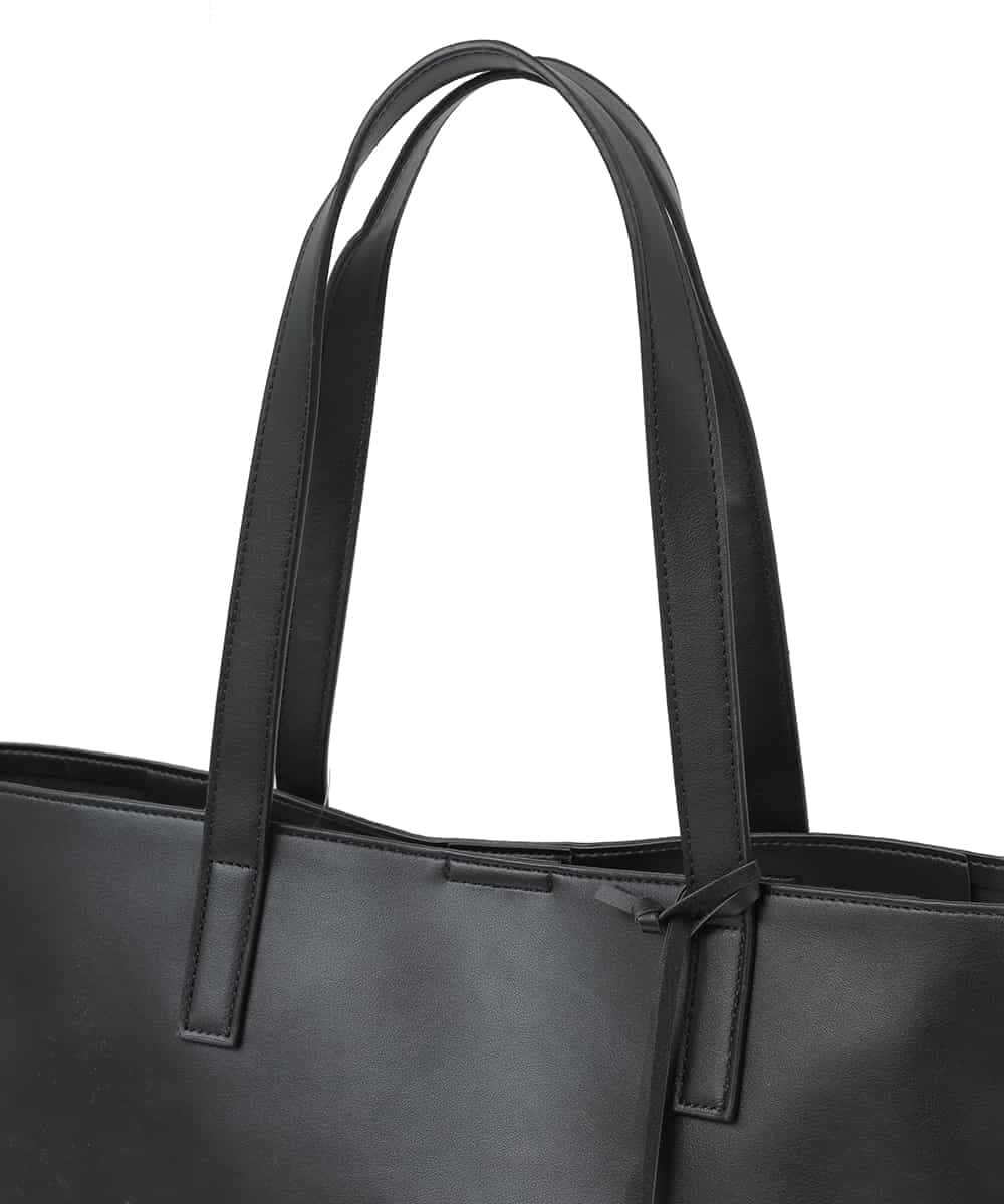 KT5AP70034 a.v.v MEN(アー・ヴェ・ヴェ) ファンクショントートBAG ブラック