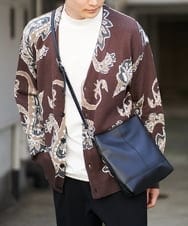 KT5AS74029 a.v.v MEN(アー・ヴェ・ヴェ) 【ユニセックス】ショルダーバッグ ブラック