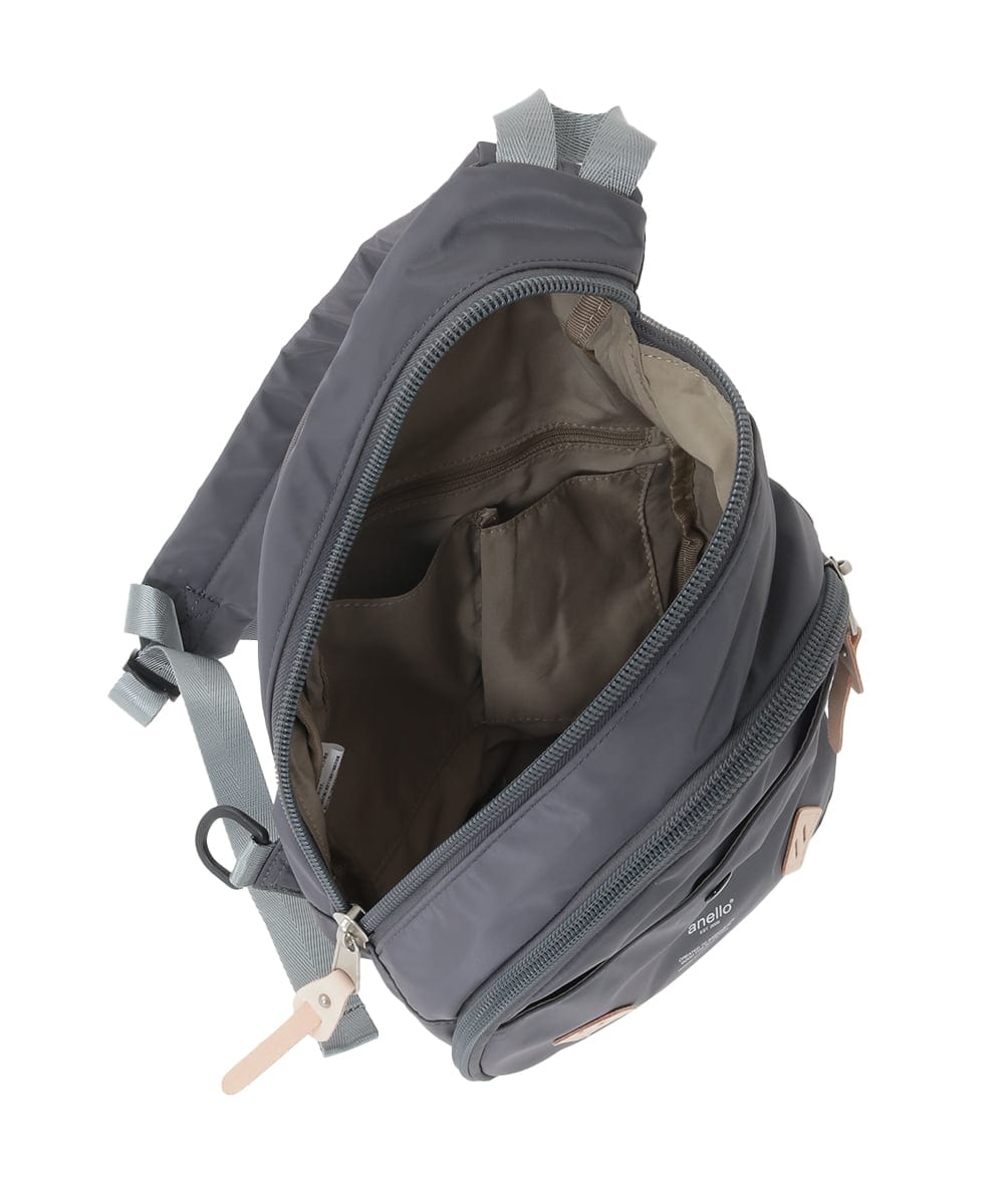 KT5GD25049 a.v.v MEN(アー・ヴェ・ヴェ) 【大容量】ワンショルダーバッグ ブラック