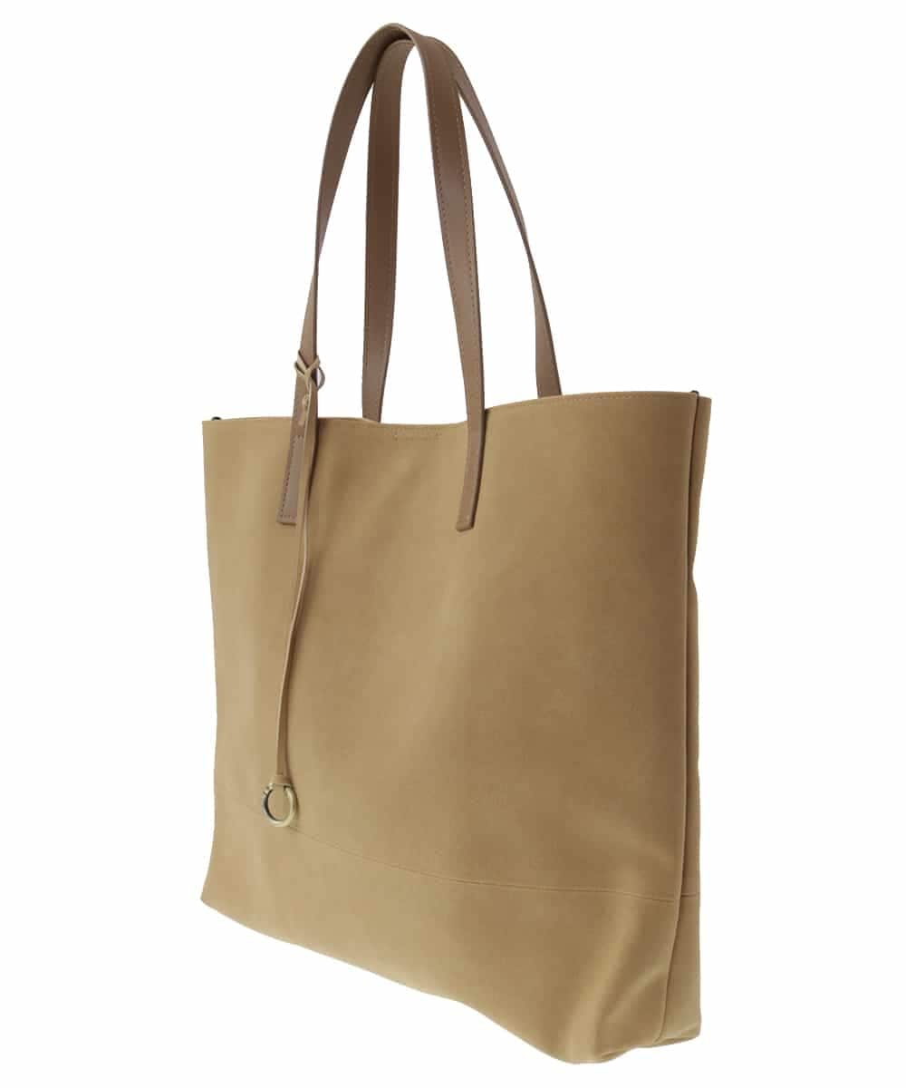 KT5GP70034 a.v.v MEN(アー・ヴェ・ヴェ) ファンクショントートBAG ベージュ