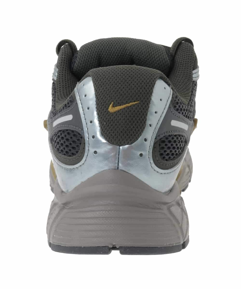 KT6AD71115 a.v.v MEN(アー・ヴェ・ヴェ) スニーカー　NIKE  V5  ブラック