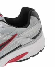 KT6GD85103 a.v.v MEN(アー・ヴェ・ヴェ) NIKE イニシエーター シルバー