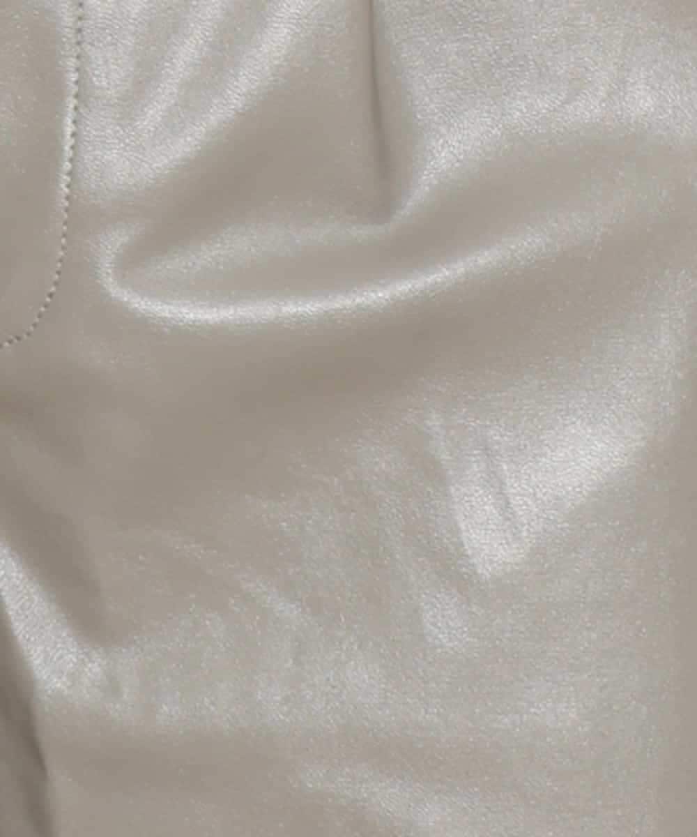 MKGGO40080 MK MICHEL KLEIN HOMME(MKミッシェルクランオム) エコレザーストレッチショートパンツ ライトグレー