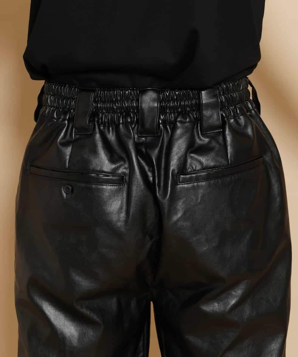 MKGGO40080 MK MICHEL KLEIN HOMME(MKミッシェルクランオム) エコレザーストレッチショートパンツ ブラック