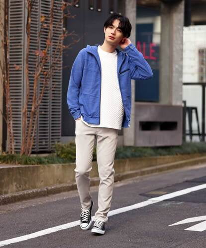 MK MICHEL KLEIN HOMME（MKミッシェルクランオム）のパーカー 