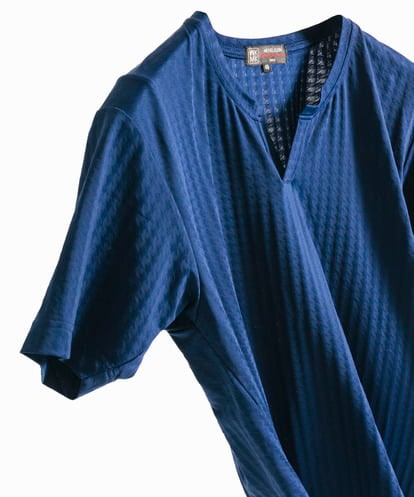 MKKGA58050 MK MICHEL KLEIN HOMME 【接触冷感 / ひんやり】スキッパーネックTシャツ / チドリウエーブ / ジャガード/スキッパーネックTシャツ /