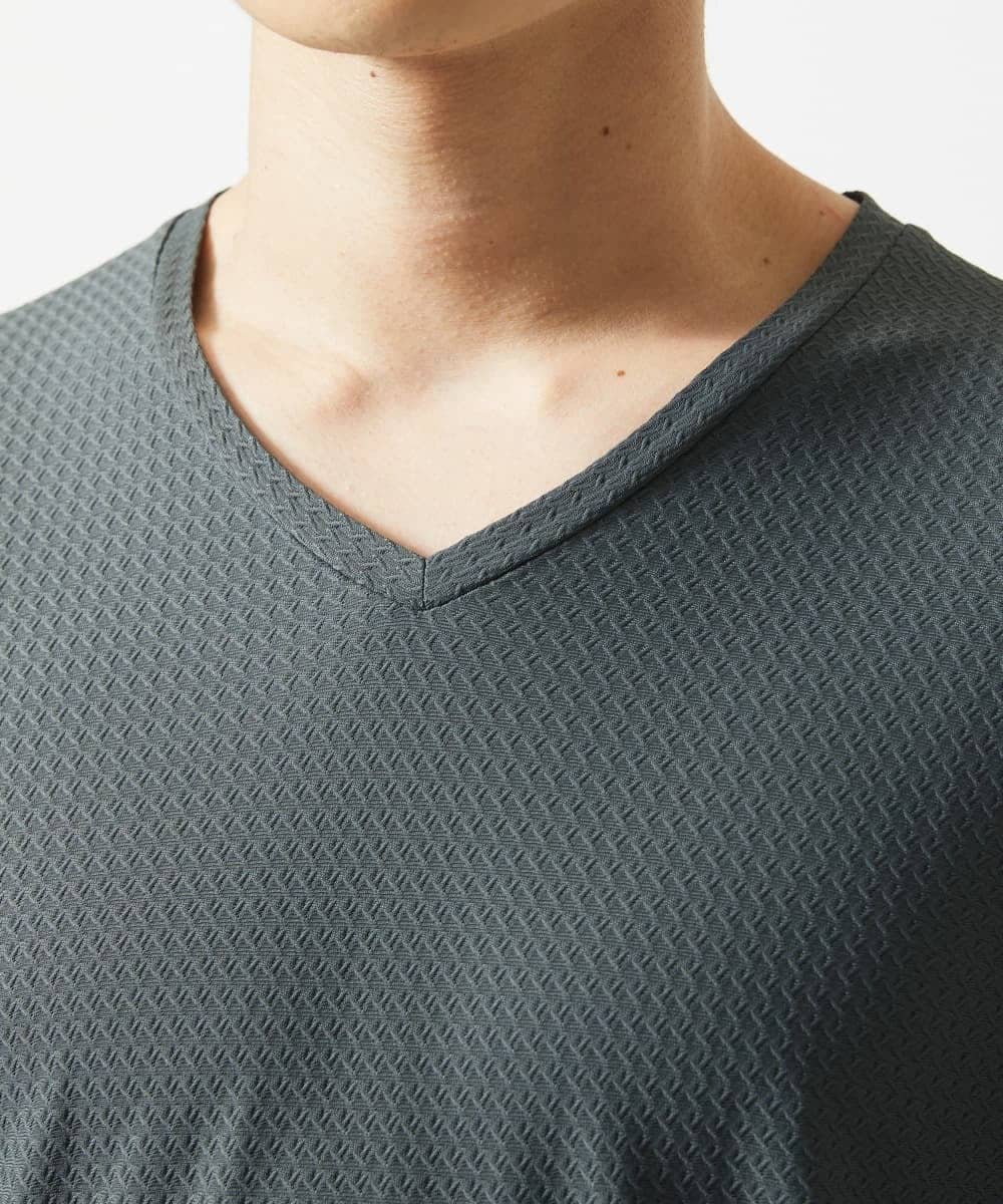 MKKGA59050 MK MICHEL KLEIN HOMME(MKミッシェルクランオム) 【接触冷感 / ひんやり】VネックTシャツ / スリップウエーブジャガード ダークグレー