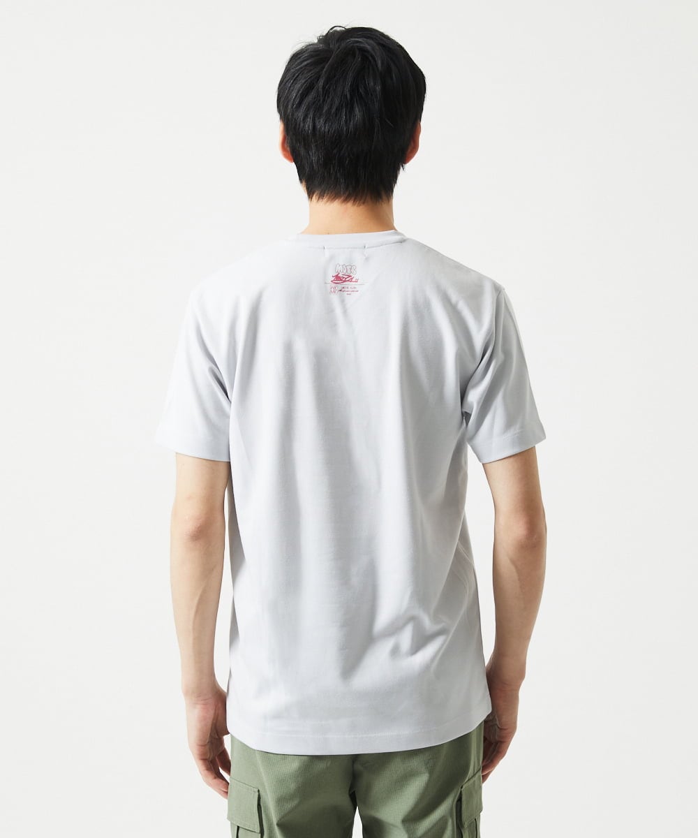 MKKIC25069 MK MICHEL KLEIN HOMME(MKミッシェルクランオム) MOT8ｺﾗﾎﾞｳｻｷﾞﾌﾟﾘﾝﾄTｼｬﾂ ライトグレー