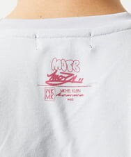 MKKIC25069 MK MICHEL KLEIN HOMME(MKミッシェルクランオム) MOT8ｺﾗﾎﾞｳｻｷﾞﾌﾟﾘﾝﾄTｼｬﾂ ライトグレー