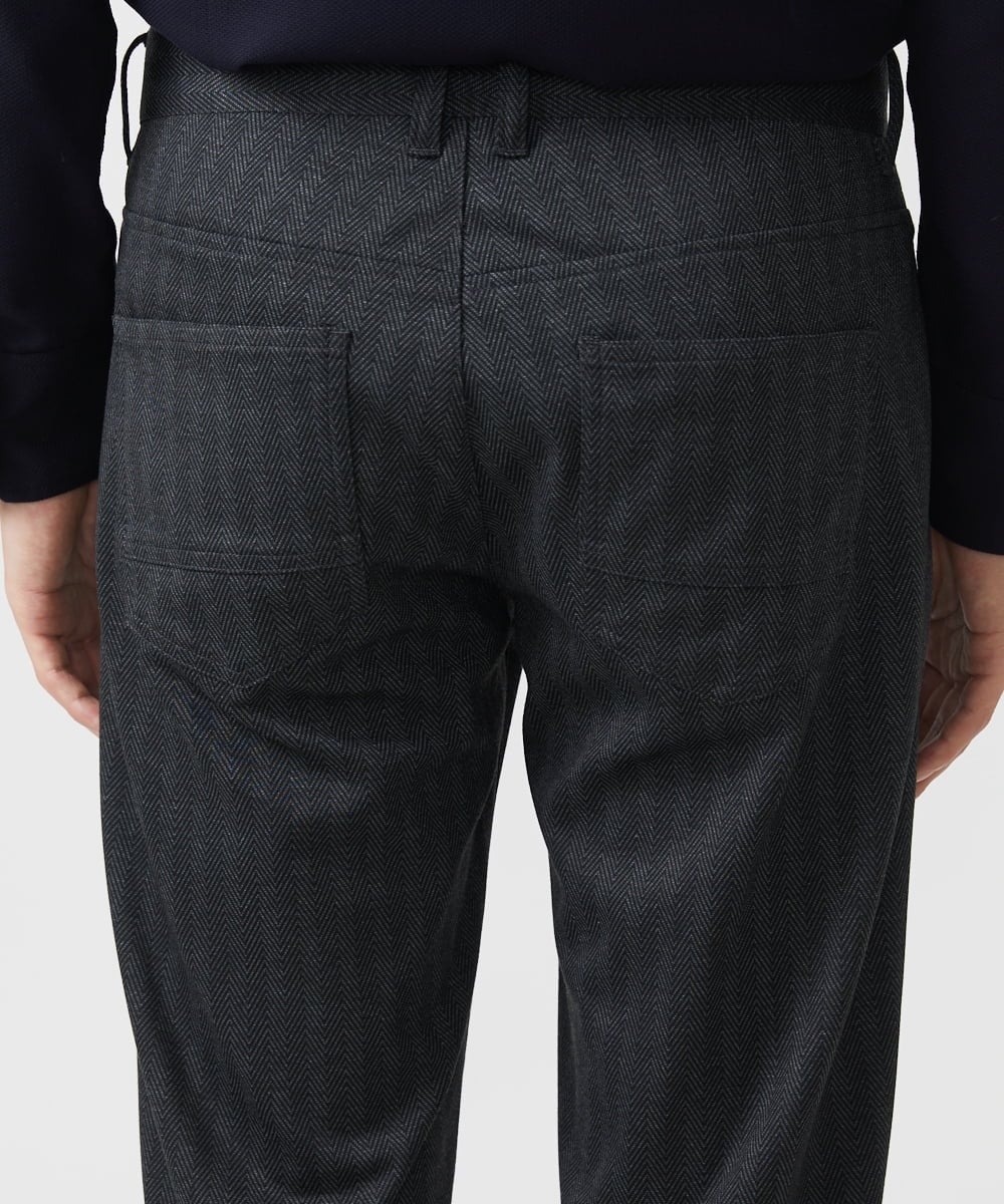 MKLAA57140 MK MICHEL KLEIN HOMME(MKミッシェルクランオム) 【セットアップ対応/全4サイズ展開】テーパードパンツ/TEC EASY へリンボン ダークグレー