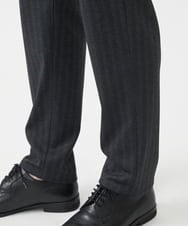MKLAA57140 MK MICHEL KLEIN HOMME(MKミッシェルクランオム) 【セットアップ対応/全4サイズ展開】テーパードパンツ/TEC EASY へリンボン ダークグレー