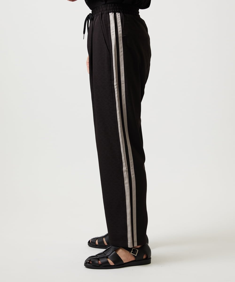 MKLGC84090 MK MICHEL KLEIN HOMME(MKミッシェルクランオム) サイドラインスラックス ブラック