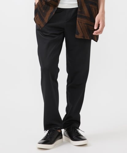 MKLJX10140 MK MICHEL KLEIN HOMME テーパードパンツ/フィールドセンサージャージ