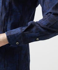 MNBAI63270 MICHEL KLEIN HOMME(ミッシェルクラン オム) 総柄タック入り長袖シャツ ネイビー