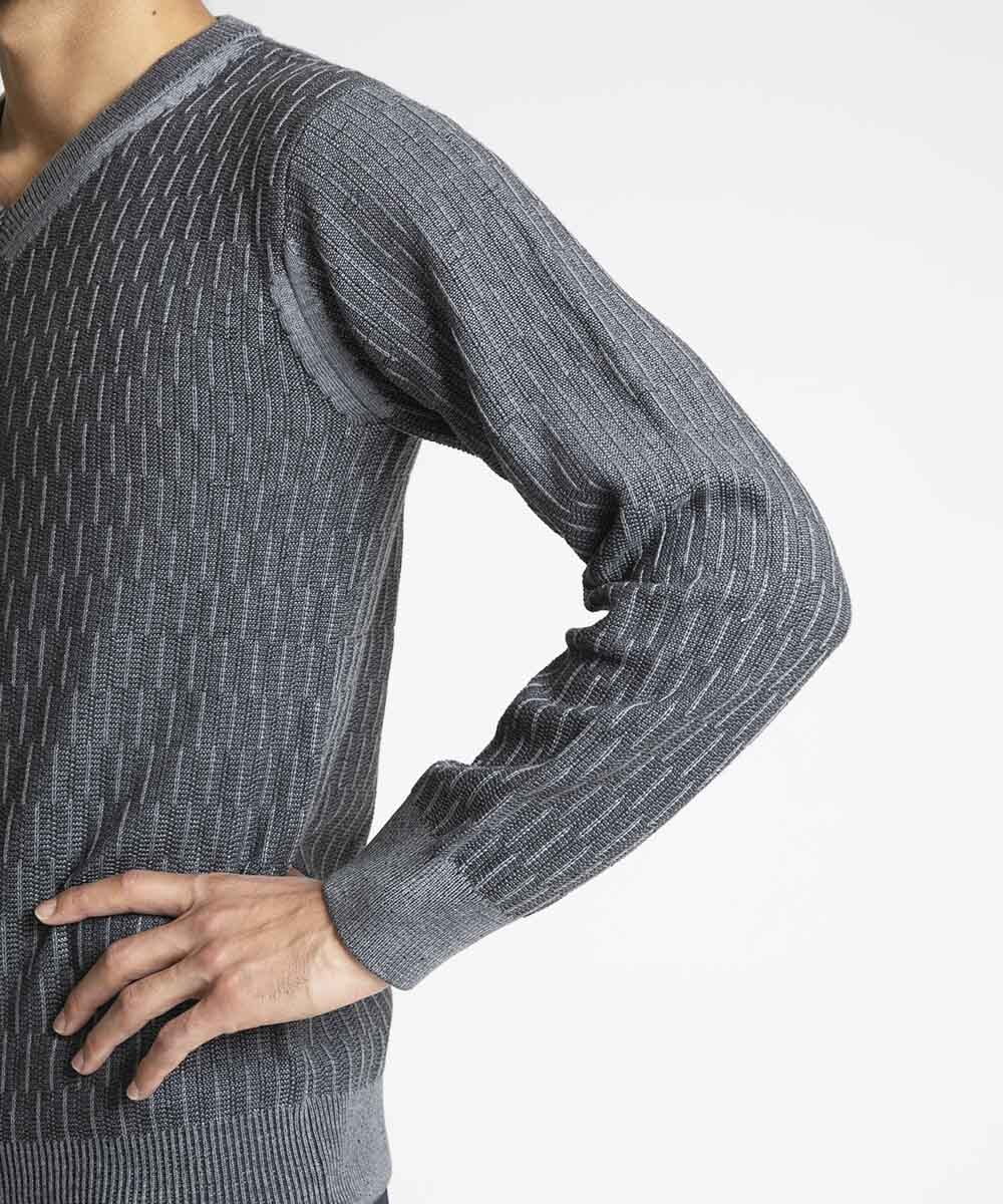 MNFAV11190 MICHEL KLEIN HOMME(ミッシェルクラン オム) 矢羽根柄 Vネックニット ダークグレー