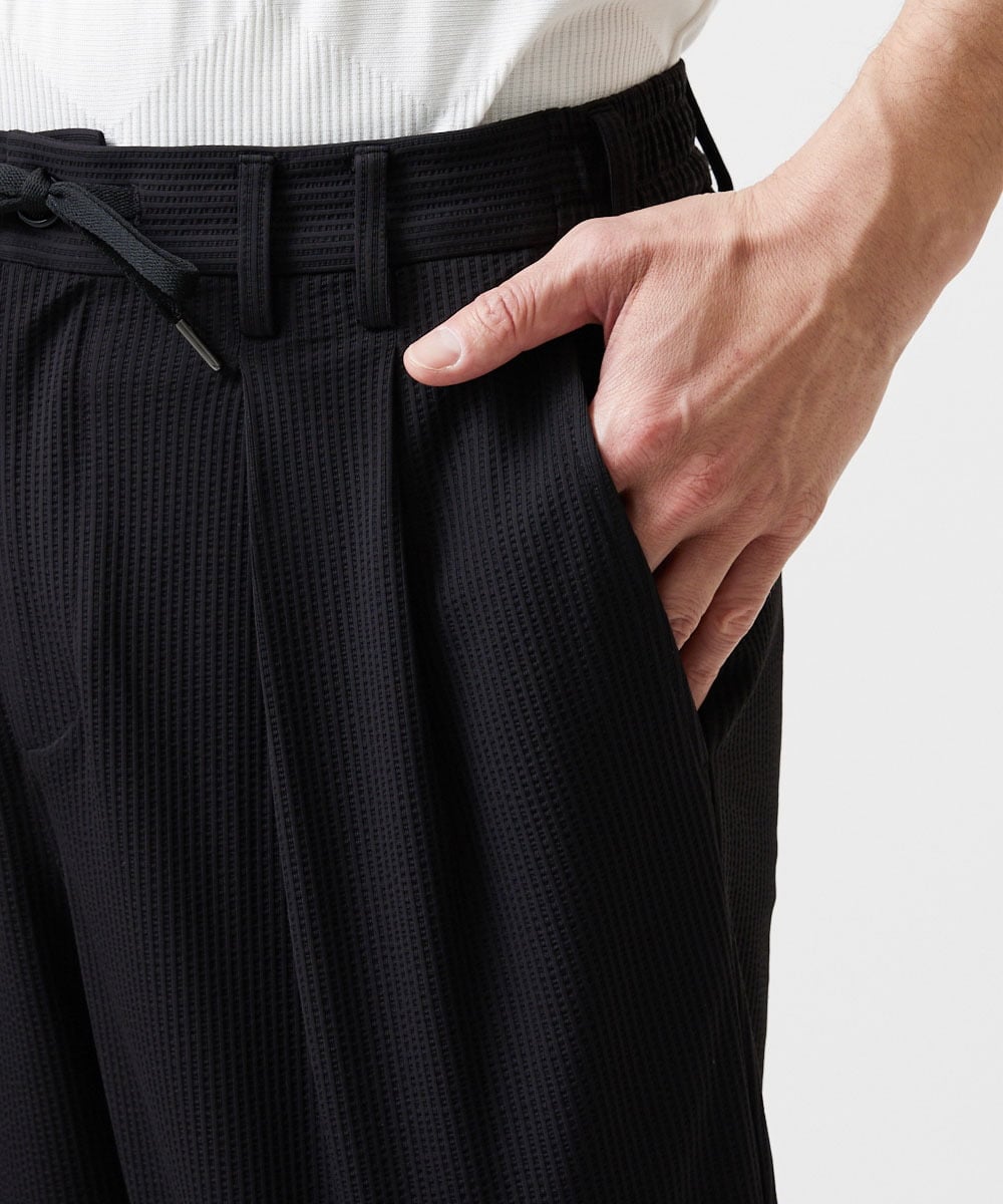 MNHJD64250 MICHEL KLEIN HOMME(ミッシェルクラン オム) サッカーストライプ織りワイドパンツ ブラック