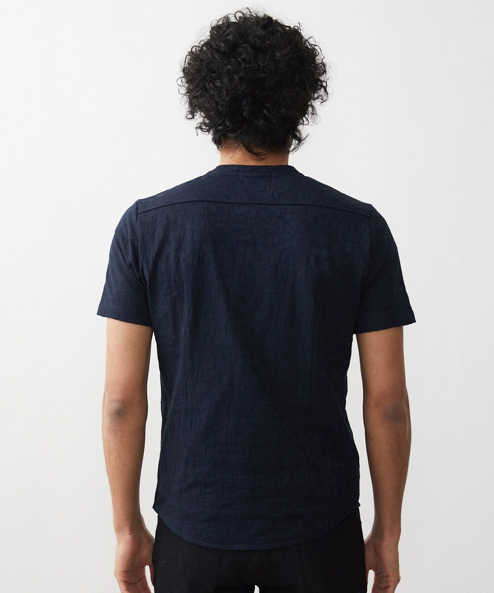 MNKGX54150 MICHEL KLEIN HOMME(ミッシェルクラン オム) ボタニカル柄クルーネック半袖Tシャツ ネイビー