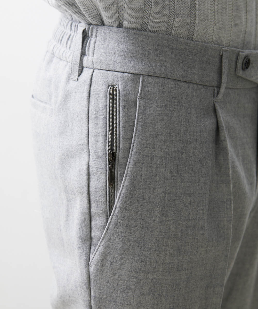 MNLAV82250 MICHEL KLEIN HOMME(ミッシェルクラン オム) リラックススラックスパンツ ライトグレー(91)