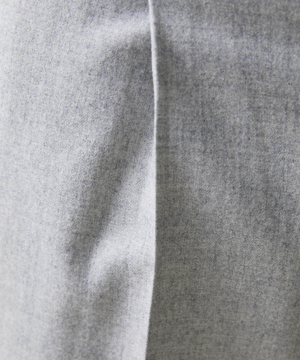 MNLAV82250 MICHEL KLEIN HOMME(ミッシェルクラン オム) リラックススラックスパンツ ライトグレー(91)