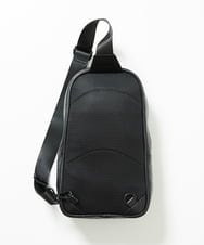 MO5AD51300 MICHEL KLEIN HOMME(ミッシェルクラン オム) レザーボディバッグ ブラック