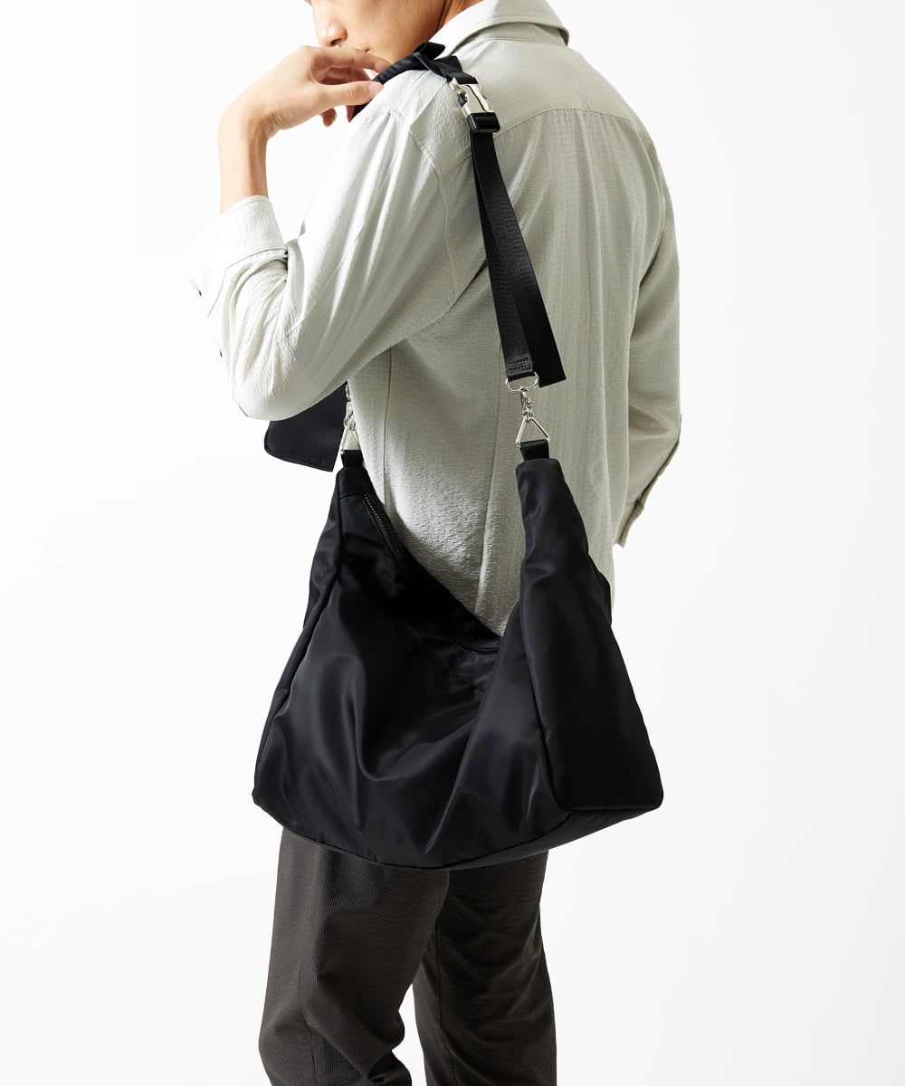 MS5AE71100 MK MICHEL KLEIN HOMME(MKミッシェルクランオム) ワンショルダーバッグ / 高密度ナイロン　 ブラック