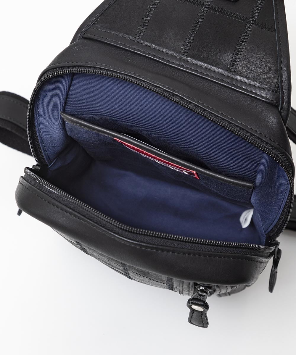 MV5TD52210 MICHEL KLEIN HOMME(ミッシェルクラン オム) 【2024年モデル】TRION(トライオン) ボディバッグ ブラック