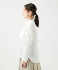 NGBEF14230 GIANNI LO GIUDICE(ジャンニ ロ ジュディチェ) [洗える]シャーリングシャンブレーブラウス ホワイト
