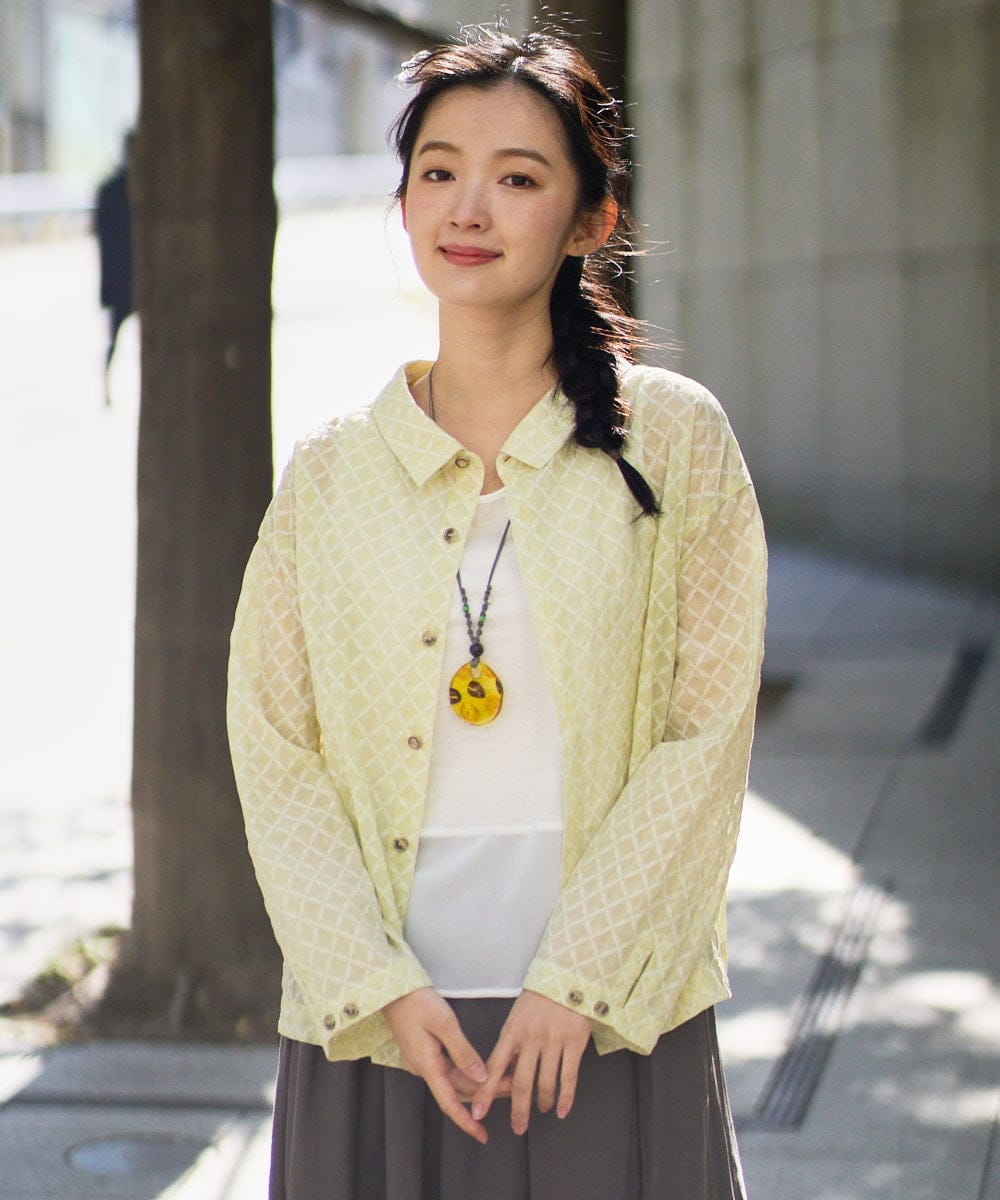 NGBGE45250 GIANNI LO GIUDICE(ジャンニ ロ ジュディチェ) [洗える]塩縮加工ダイヤ柄ブラウス ライトイエロー