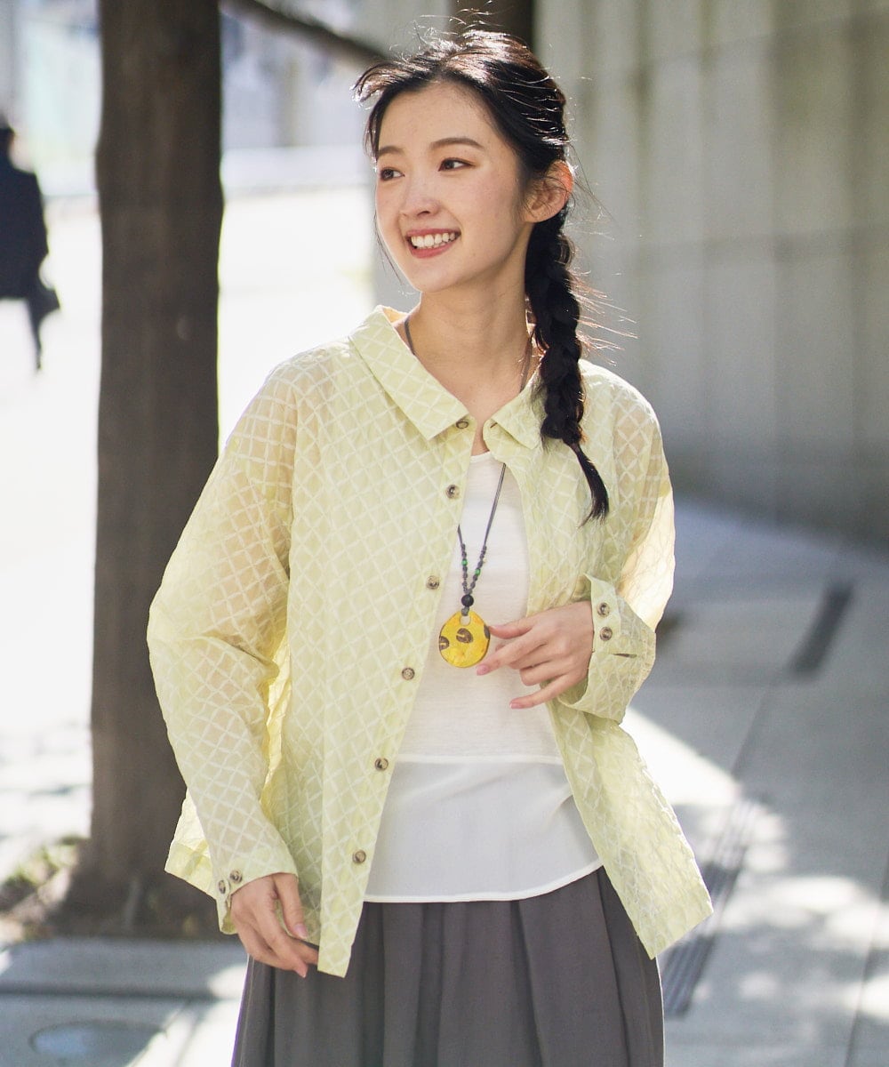 NGBGE45250 GIANNI LO GIUDICE(ジャンニ ロ ジュディチェ) [洗える]塩縮加工ダイヤ柄ブラウス ライトイエロー