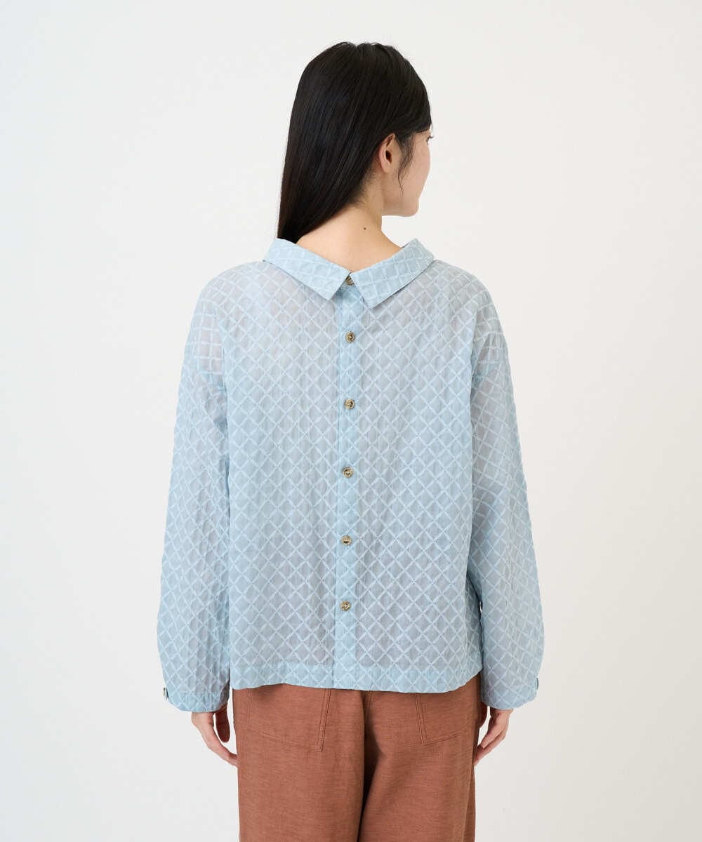 NGBGE45250 GIANNI LO GIUDICE(ジャンニ ロ ジュディチェ) [洗える]塩縮加工ダイヤ柄ブラウス ライトブルー