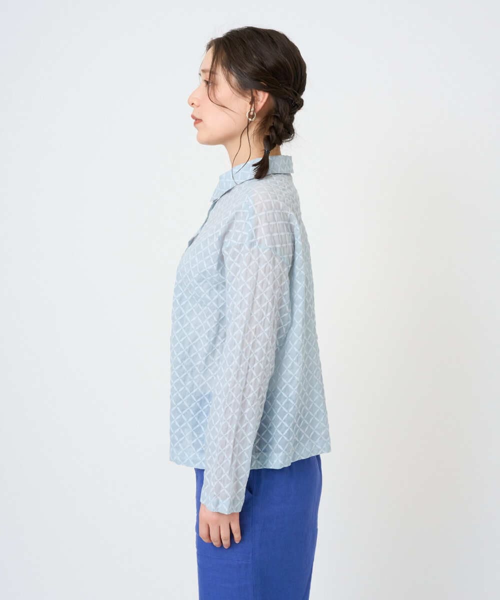 NGBGE45250 GIANNI LO GIUDICE(ジャンニ ロ ジュディチェ) [洗える]塩縮加工ダイヤ柄ブラウス ライトブルー