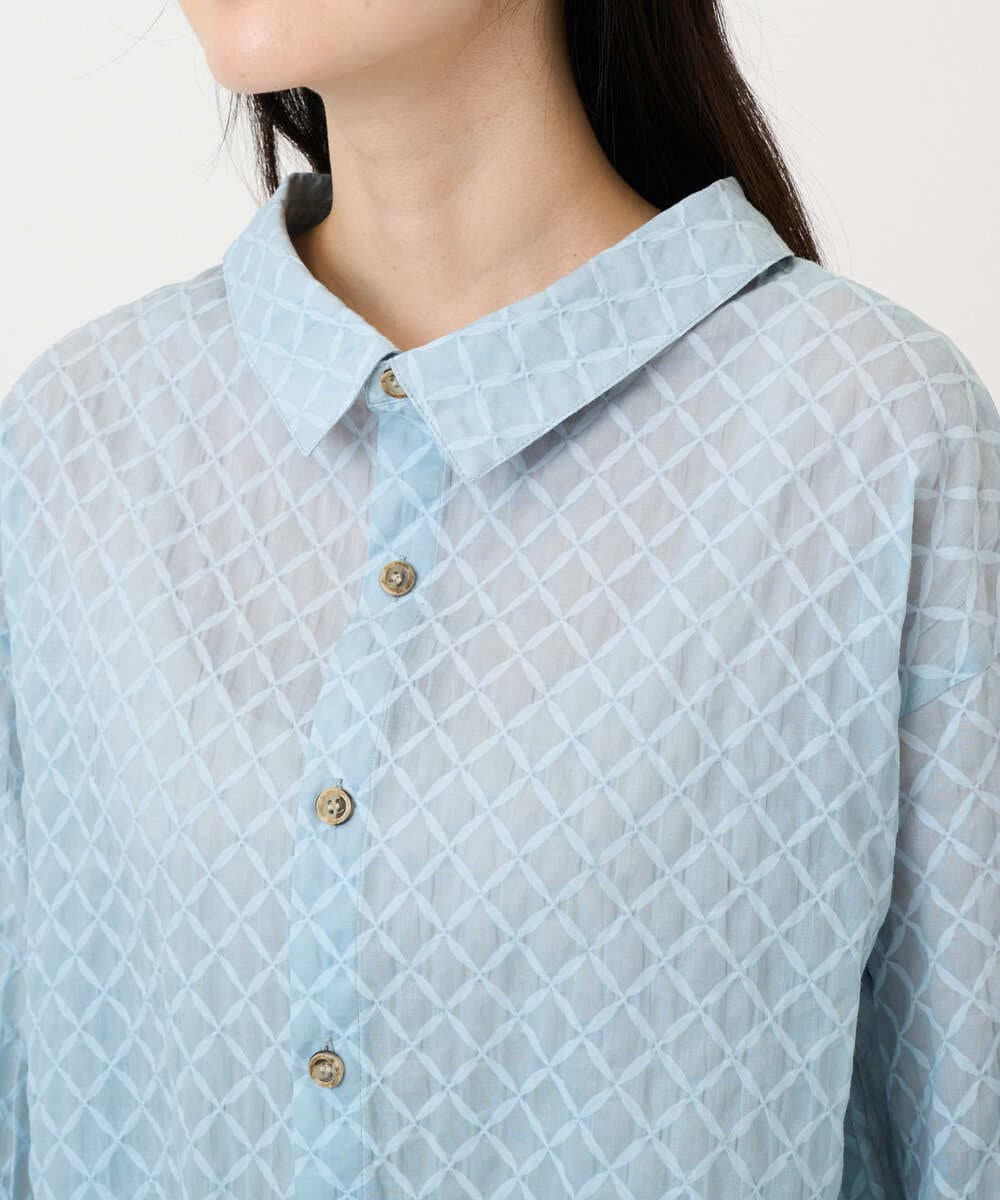 NGBGE45250 GIANNI LO GIUDICE(ジャンニ ロ ジュディチェ) [洗える]塩縮加工ダイヤ柄ブラウス ライトブルー