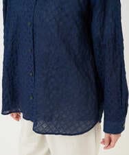 NGBGE46270 GIANNI LO GIUDICE(ジャンニ ロ ジュディチェ) [洗える]塩縮ダイヤ柄フード衿ブラウス ネイビー