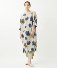 NGBHX01390 GIANNI LO GIUDICE(ジャンニ ロ ジュディチェ) [洗える]リネンアジサイ柄ブラウスワンピース ベージュ×パープル