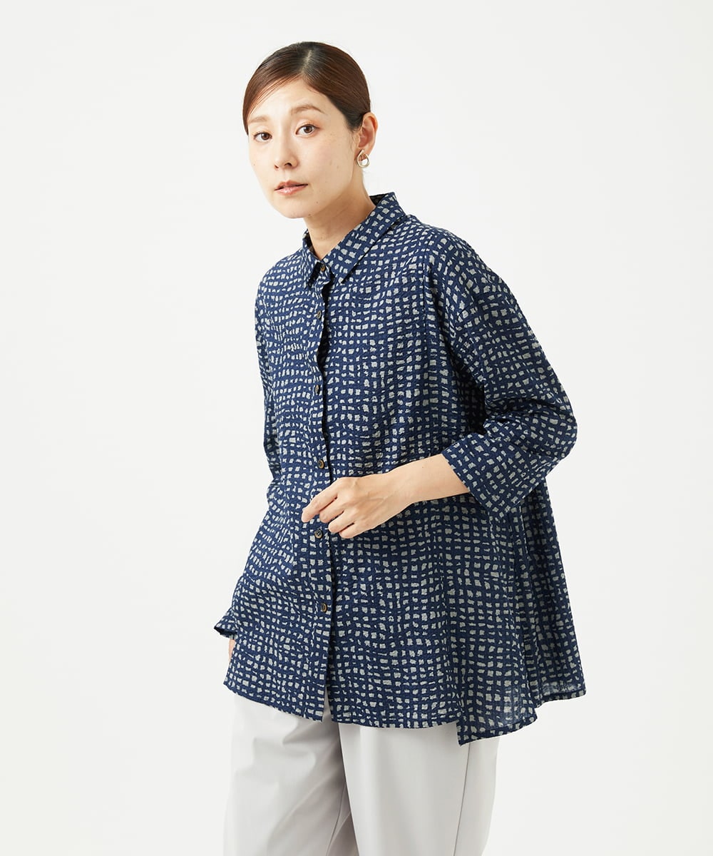 NGBJB11270 GIANNI LO GIUDICE(ジャンニ ロ ジュディチェ) [洗える・日本製]ミラクルウェーブブロックプリントブラウス ネイビー