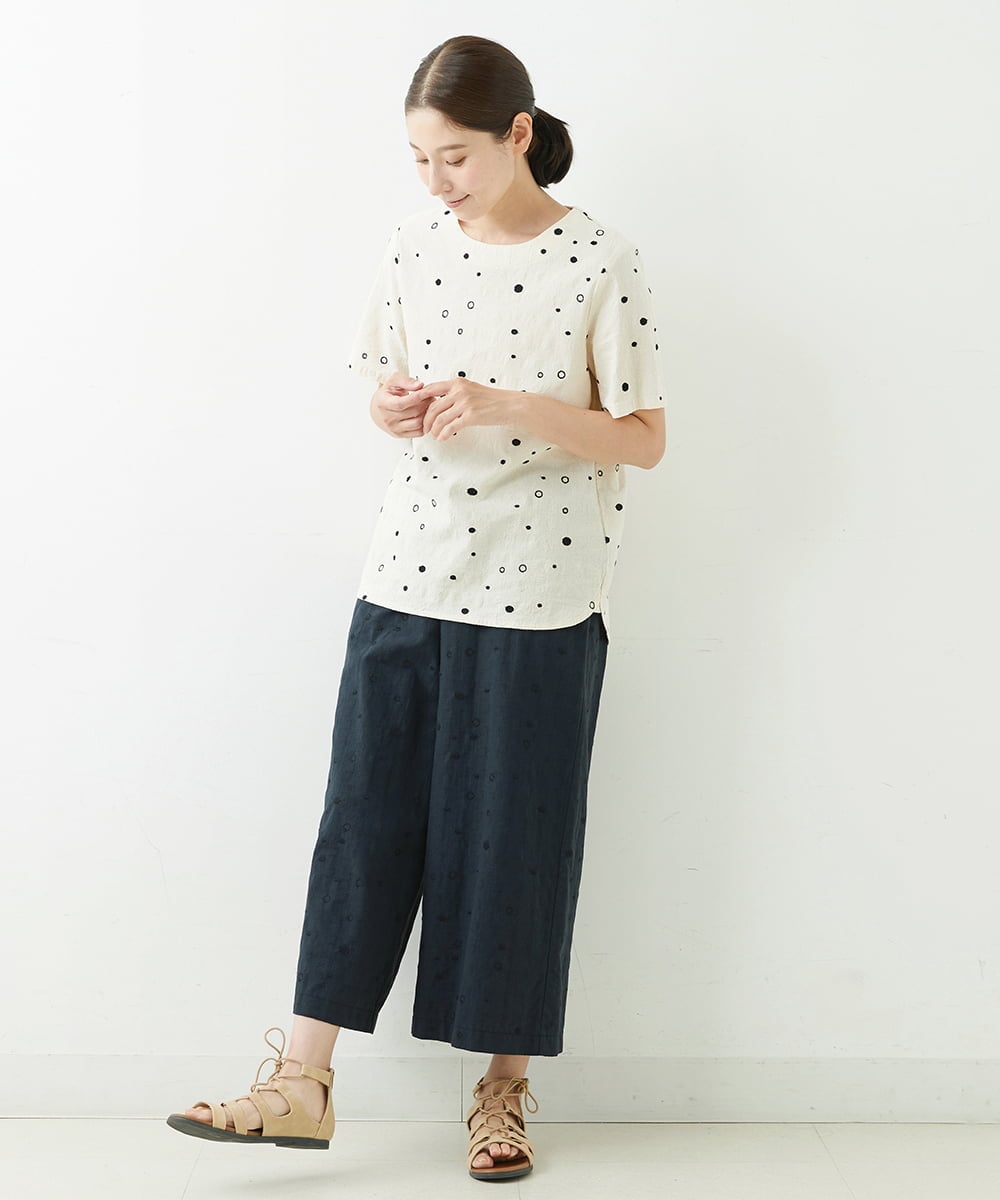 NGBJT25230 GIANNI LO GIUDICE(ジャンニ ロ ジュディチェ) [洗える]スラブコットンドット刺繍プルオーバーブラウス ベージュ