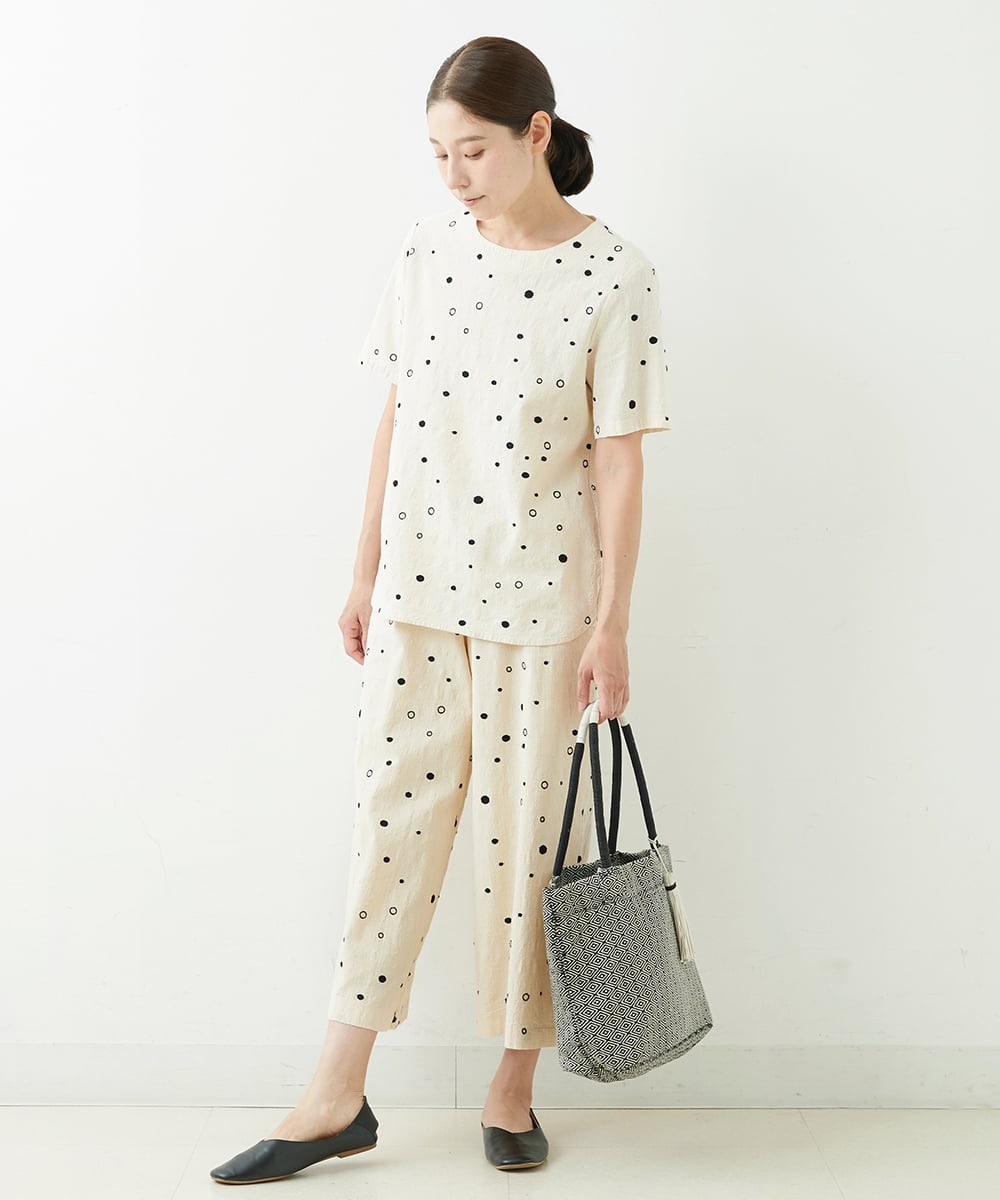 NGBJT25230 GIANNI LO GIUDICE(ジャンニ ロ ジュディチェ) [洗える]スラブコットンドット刺繍プルオーバーブラウス ベージュ