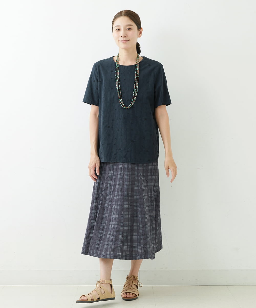 NGBJT25230 GIANNI LO GIUDICE(ジャンニ ロ ジュディチェ) [洗える]スラブコットンドット刺繍プルオーバーブラウス ブラック